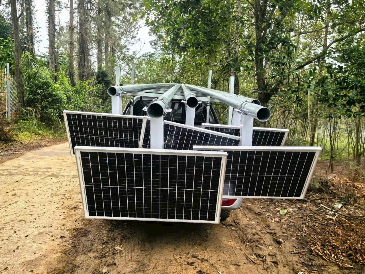 Hệ Thống camera năng lượng mặt trời cho trang trại