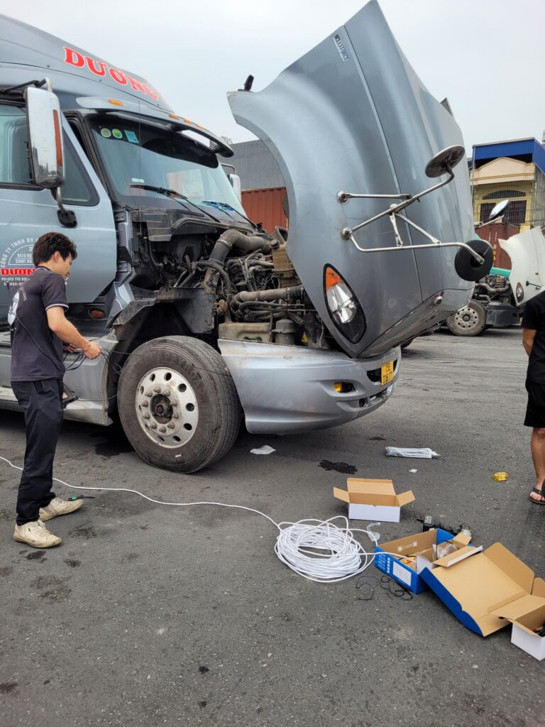 Camera hành trình 4 mắt cho xe container