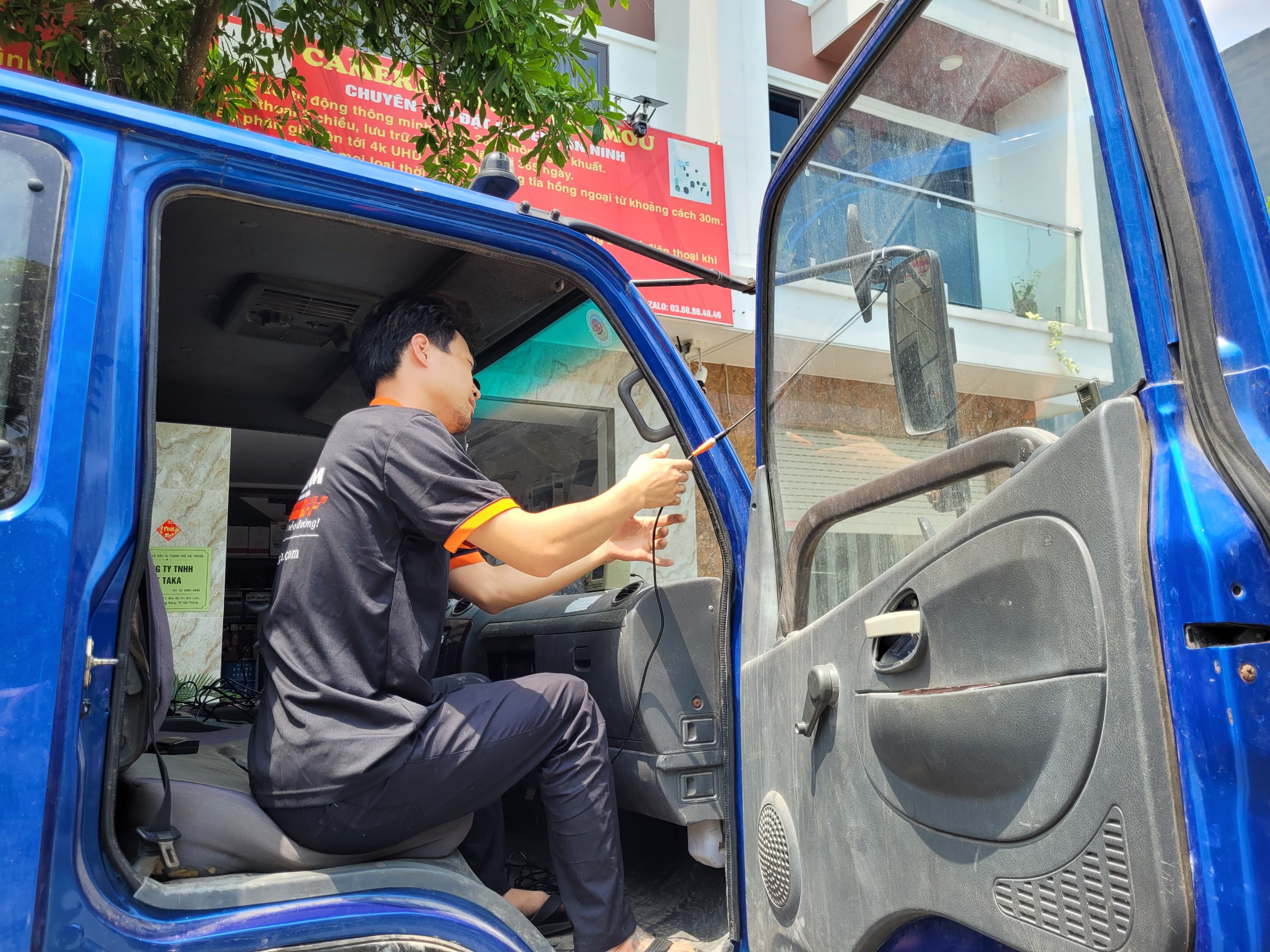 Lắp đặt camera giám sát torakam